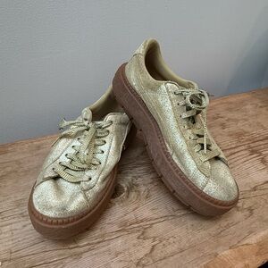 Puma Classic Platform Gold Glitter Sneakers